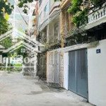 Cho thuê nhà riêng nguyên căn ngõ 487 hoàng quốc việt. dt 60m*4t*mt 4m. giá 17tr/th