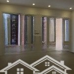Cực kỳ hiếm - khu lê văn sỹ, mặt tiền 5,6 nở hậu 10,8m; 4 tầng, dòng tiền 32 triệu/tháng, chỉ 11 tỷ
