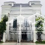 Duy nhất song lập 150m2 gần hồ chỉ 30 tỷ phân khu sao biển tại vin ocp1 gia lâm. chủ cần bán