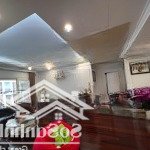 Bán cc 28 tầng làng quốc tế thăng long, diện tích 169m. tell 0934288822