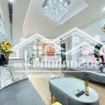 Bán căn 2 ngủ rộng 73m2 full đủ nội thất đẹp tòa park hill, giá 6,5 tỷ. lh 0914390388
