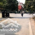 Bán biệt thự phố bồ đề, ái mộ, phân lô, kinh doanh, ô tô tránh, xây 3,5t. 121m2, mt 8,5m nở hậu.