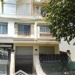 Cho thuê biệt thự đẹp, giá tốt, 4pn, 5wc, 140m2 tại sadeco ven sông, q7, hcm