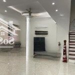 Cho thuê biệt thự song lập hoa phượng vinhomes riverside diện tích 170m2 full đồ giá 30tr/tháng