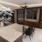 Tôi chính chủ bán lk 100m2 2 mặt đường ô tô 2 cửa đỗ, full đồ cao cấp, nhỉnh 19 tỷ. lh: 0963689896