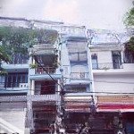 Chính chủ bán nhà giá rẻ 4 lầu ngay khu vip bình phú 11 tỷ 4x20m đất sổ hồng đủ: 0938295519 ở liền