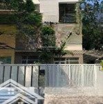 Bán song lập mỹ hoàng pmh quận 7, dt 10.5x19m, giá 58 tỷ lh 0932785877 danh trần pmh