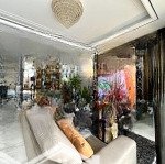 Nguyên căn nguyễn thái sơn, 7x25m, trệt 2 lầu st, full nội thất cao cấp, nhà có thang máy