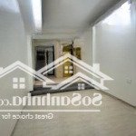 Cho thuê nhà 35m*5 tầng, thang máy mp giáp bát, hoàng mai, giá 15 triệu.