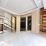 Nhà phố độc lập 4 tầng sát đường hồ sen