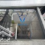 Nhà nguyễn cừ 5mx32m vị trí kd tuyệt vời, xây toà nhà chdv cũng hiệu quả cao