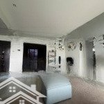Chính chủ bán căn hộ green valley , phú mỹ hưng, quận 7 - 7 tỷ - view sân golf lầu cao 88m2 - 2 pn