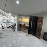 Cho thuê nhà mới 50m2*5 tầng, full đồ, mặt phố trần khánh dư, hai bà trưng, giá 25 triệu