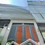 Cho thuê nhà phố sẳn nội thất đường phạm văn chiêu p8 gò vấp - giá thuê: 18tr/1 tháng