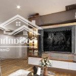 Cần bán căn hộ 3pn chung cư safira khang điền q9. full nội thất decor đẹp. có slot đậu ô tô.