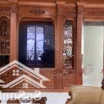 Cần bán biệt thự đường số 8 khu cityland garden emart, dt: 9 x 20m. hoàn thiện gỗ đỏ
