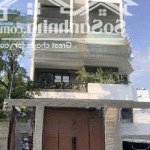 Nhà mặt tiền kinh doanh thạnh lộc 15, đường lớn gần sông sài gòn, di chuyển nhanh vào trung tâm