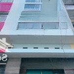 Cần bán nhà nghỉ 5 tầng trung tâm tp. cảng phú mỹ giá cực tốt