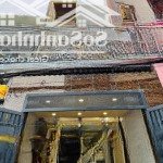 Nhà hẻm lớn ngay 3 tháng 2 - p. 12 - q. 10 trong cư xá nguyễn trung trực. 77.4m2 cho thuê 26tr