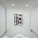 định công thượng - nhà đẹp - 6 tầng xây mới - 3 thoáng - nở hậu - 20m ra mặt phố