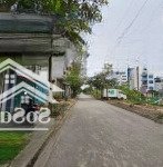 Chị gái em cần bán nhanh đất dịch vụ yên nghĩa khu c- sát ray tàu- giá đẹp nhất khu công khai 10tỷ.
