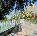 Bán gấp chính chủ f0, lô góc dt 33m2, view hồ cực phẩm, sát sân bóng hộ khẩu hà đông