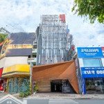Nhà mặt tiền hoàng văn thụ, q. phú nhuận, cửa ngõ sân bay. dt: 8mx18m (5 tầng). hđt 130tr/th, 60 tỷ