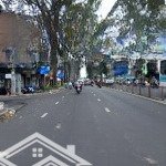 Mặt tiền đường 3.2. quận 10. giá 31,5 tỷ. 116m2.