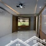 Siêu phẩm ngô thì nhậm thang máy - 2 thoáng - ô tô sát nhà - sổ đẹp - 50m ra mặt phố