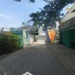 Duy nhất còn lô đất phú hữu [ 51m2- ngang 4m] giá rẻ chỉ 2,95 tỷ (tl), sổ đẹp, đường xe hơi 7m.