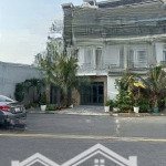 Lỗ 500tr bán nhanh căn nhà phố mặt tiền nguyễn thị khắp - tp dĩ an