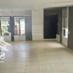 Bán penthouse sân vườn belleza q7-căn góc-85m2,2pn+2wc+ sổ hồng-giá : 3.8 tỷ .
