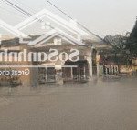 Bán đất khuyến lương 50m2-4,98 tỷ- ngõ nông- gần phố