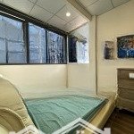 Cho thuê phòng studio và có gác 25m2 đường nguyễn thị thập ,q7