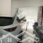 Phân lô oto ngõ thông - thang máy- nhà gần như mới tinh- vài bước chân ra mặt phố -mua về ở ngay