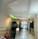 Cho thuê nhà 2 mặt tiền hxh phạm hùng quận 8 1 trệt 1 lầu 3pn, gần chợ siêu thị trường học
