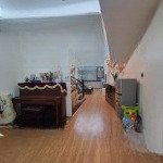 Bán nhà riêng phố hoa lư - 10m ra phố - dt 42m2 xây 6 tầng - nở hậu - khu vực hiếm nhà bán