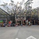 Cho thuê nhà ngang 12m mặt phố văn cao, ngay gần đường đỗ nhuận. vị trí đẹp, vỉa hè rộng
