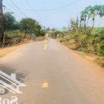 Bán đất đường 18 hoà long bà rịa 400m2 ngang 8m, 150m2 thổ cư giá 3,x tỷ 0933366606