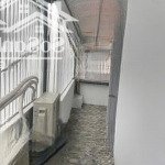 Chính chủ gửi bán căn nhà 3 tầng ở trung tâm hà đông 30m2 sổ nở hậu chưa đến 5 tỷ