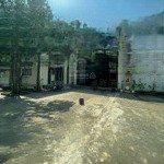 Bán kho, nhà xưởng tại đường kênh a, bình chánh, 28,6 tỷ, 1600m2 thổ cư , giá cực rẻ...xe tải lớn