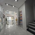 Cho thuê nguyên căn đường số 8 , khu đô thị hà quang 2 , phường phước hải