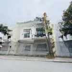 Bán biệt thự kđt dịch vọng đường thành thái cạnh công viên cầu giấy 307m2 giá rẻ 2xxtr/m2