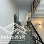 Cho thuê nhà mt 8 tầng có thang máy ,hoà quý ,quận ngũ hành sơn, gần đường quảng nam)
dt 105m x 8
