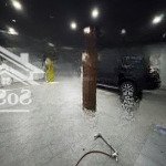 Cho thuê mb riêng biệt khu hoà cường ! dt 120m ngang 8m5
co 2 tolet , va khu bếp