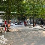 Bán nhà đường khuất duy tiến, dt 40m2, 4 tầng, mt 4,4m, lô góc, vỉa hè, ô tô, kd, giá 17 tỷ