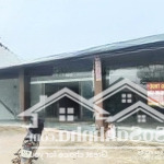 Bán cửa hàng mặt tiền 600m², khu vực đông dân kinh doanh được nhiều lĩnh vực, giá hơn 3 tỷ