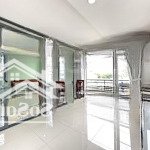 Căn hộ 1 pn ban công máy giặt riêng - có thang máy