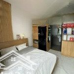 Bán nhà 7 tầng - thang máy - 18 phòng khép kín - dòng tiền 1,2 tỷ/năm