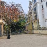Bán liền kề thạch bàn, bát khối, 80m2, 4 tầng, giá 17.9 tỷ, yên bình không gian xanh đáng sống